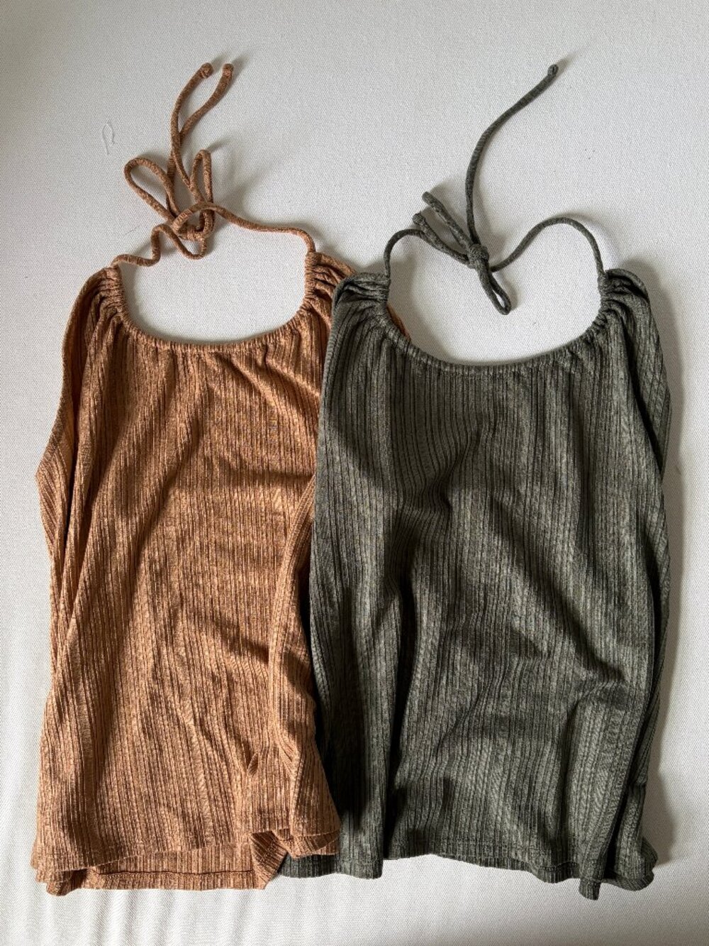 2 X Everlane Rib Soft Knit Halter Tops – Caramel & Kalamata - Picture 5 of 13